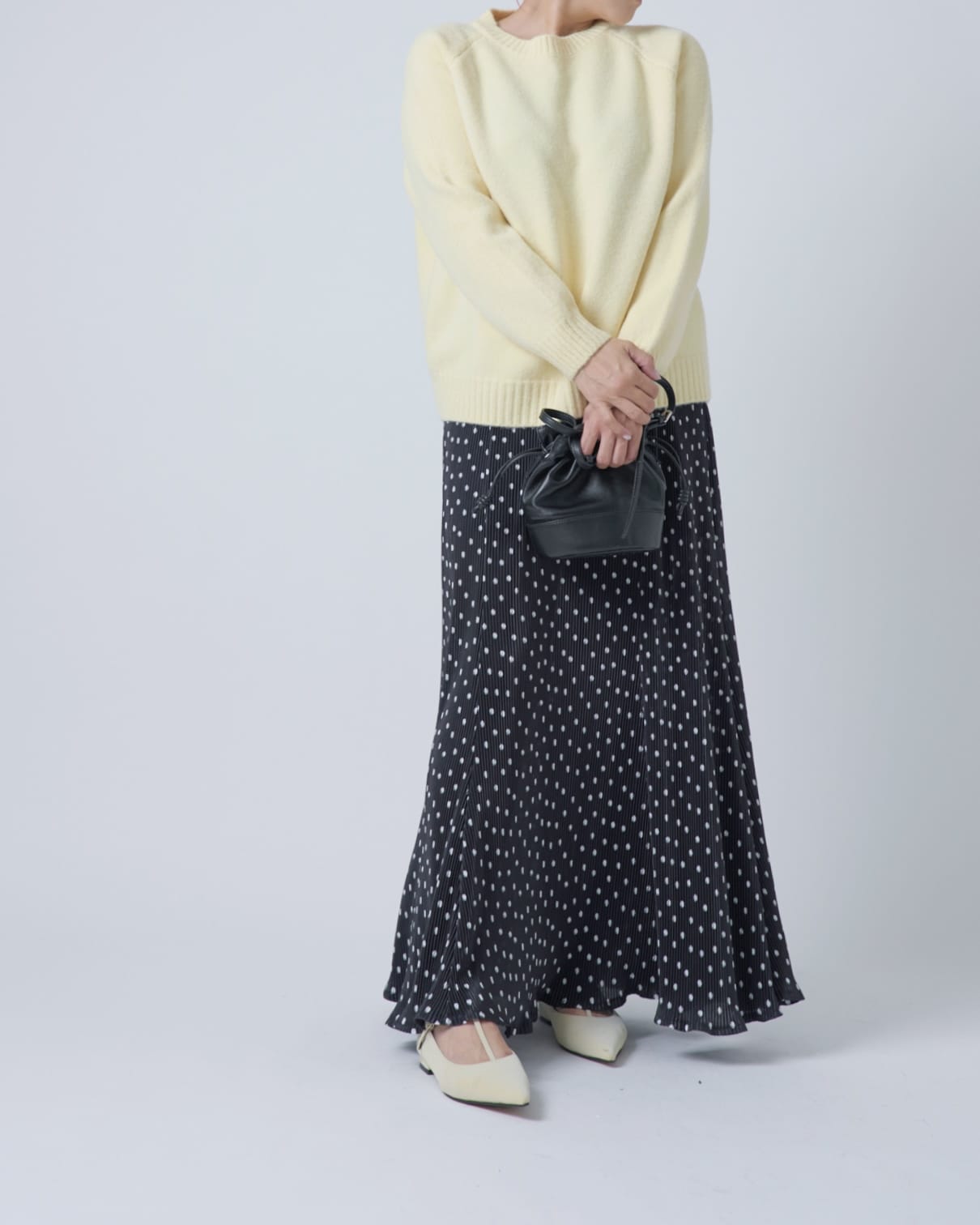 シンプルカラーニットプルオーバー