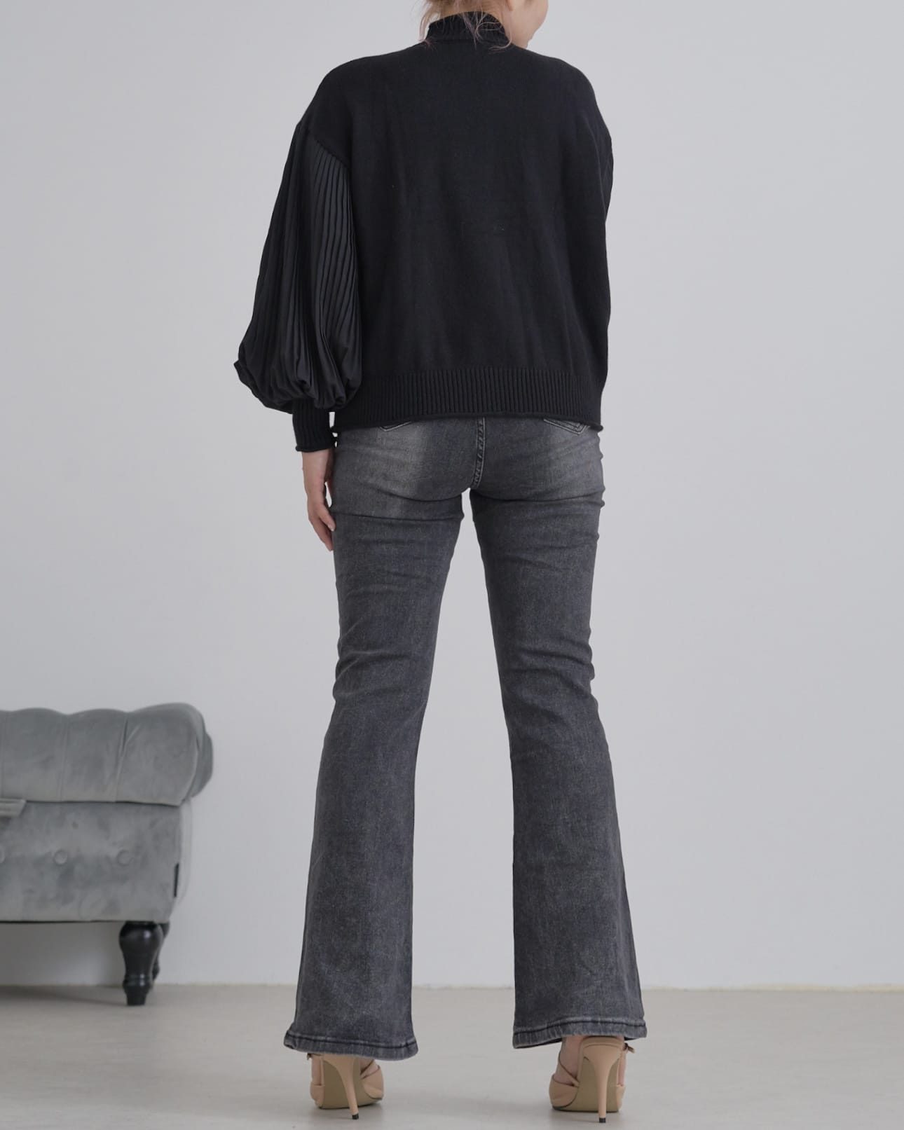 袖プリーツタートルニット