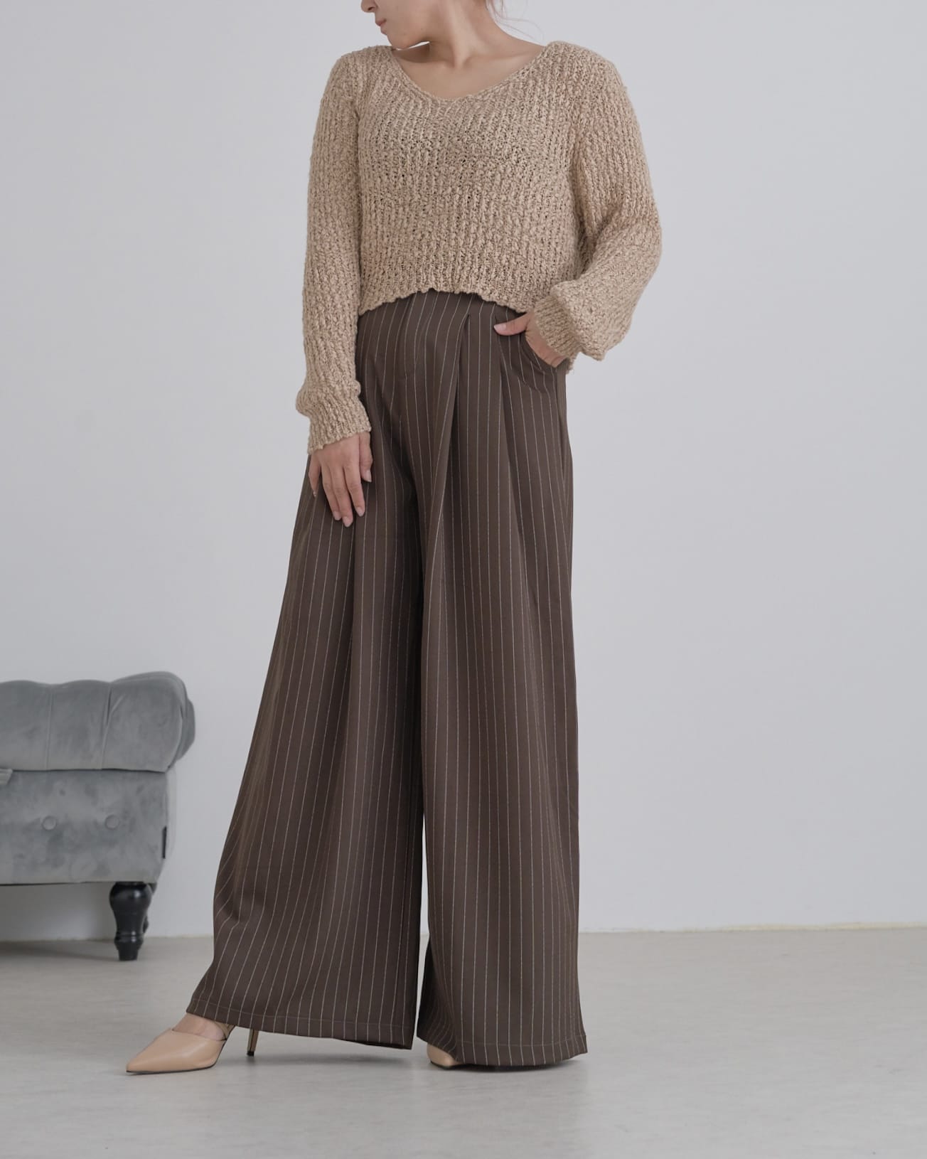 ピンストライプタックワイドパンツ