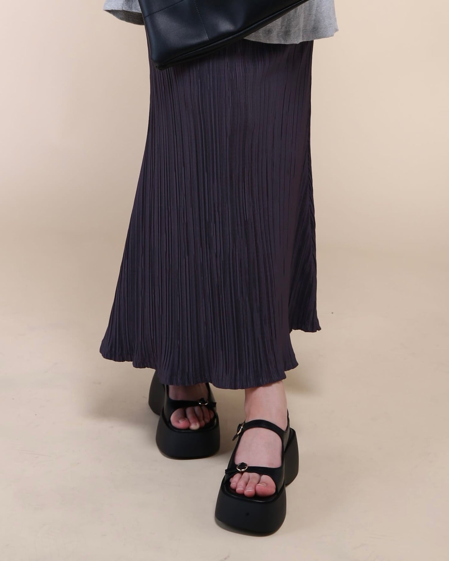 厚底ベルトストラップサンダル