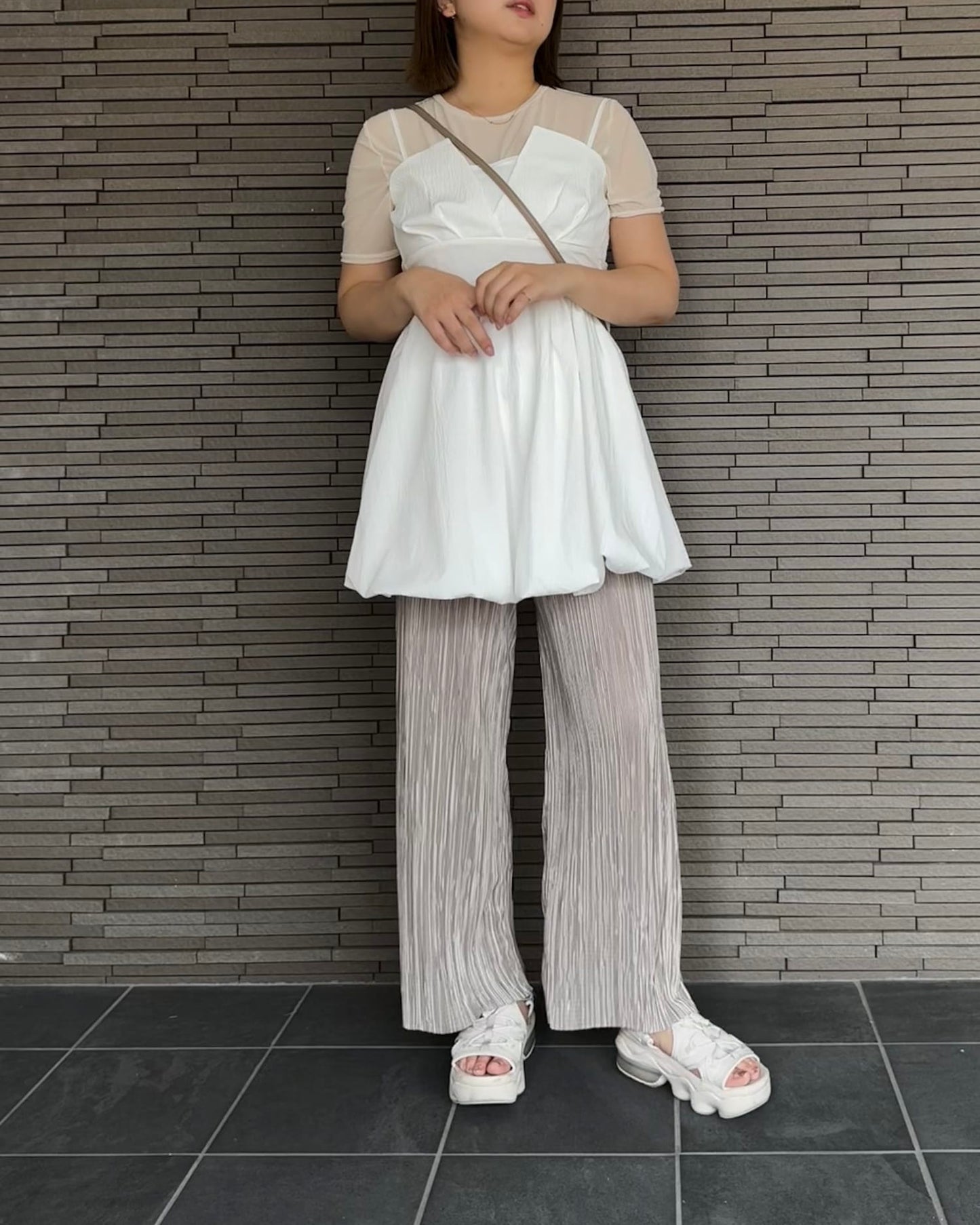 サマープリーツパンツ