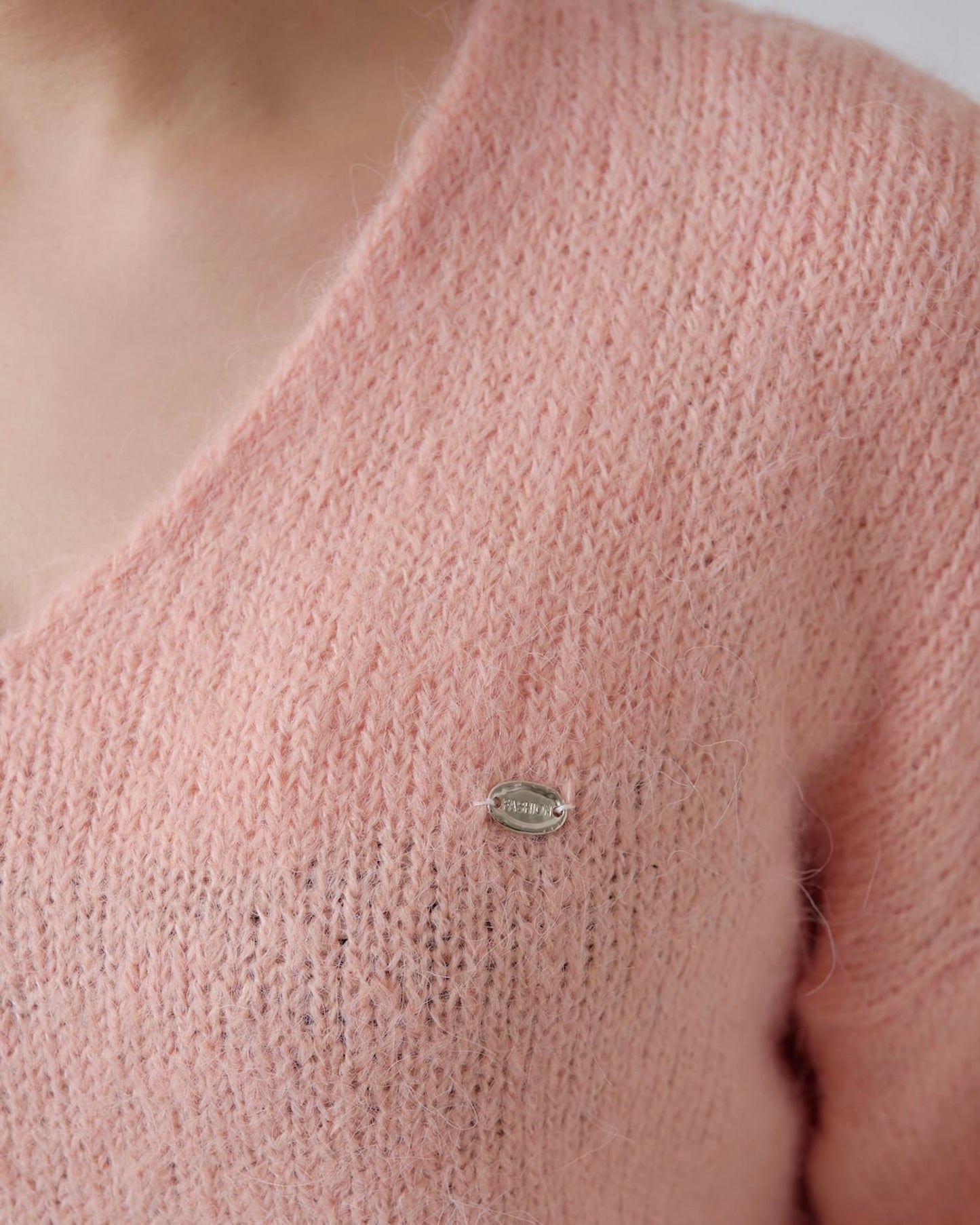 Vネックバルーンカラーニット