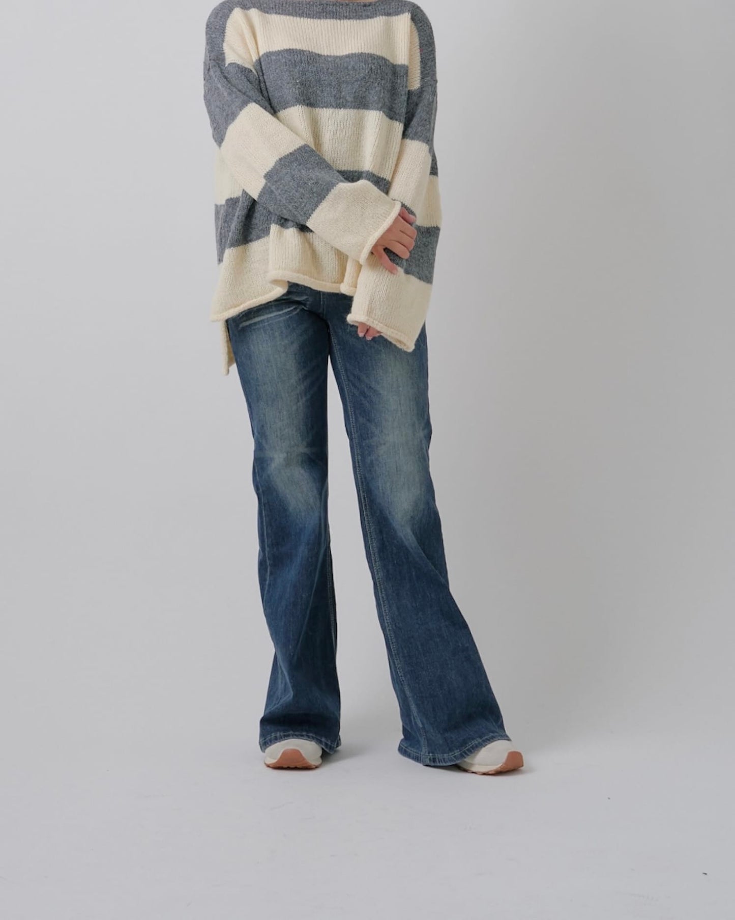 ヒゲウォッシュドデニム