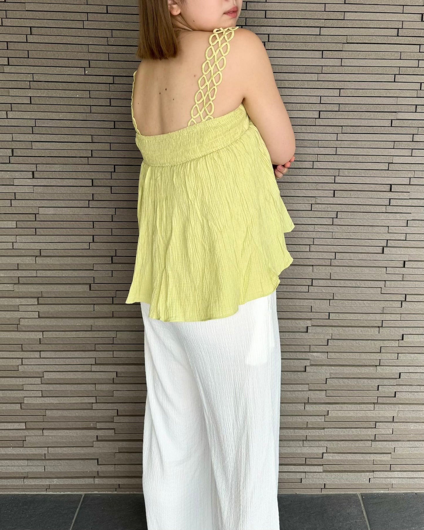 【肩紐デザイン】ギャザートップス