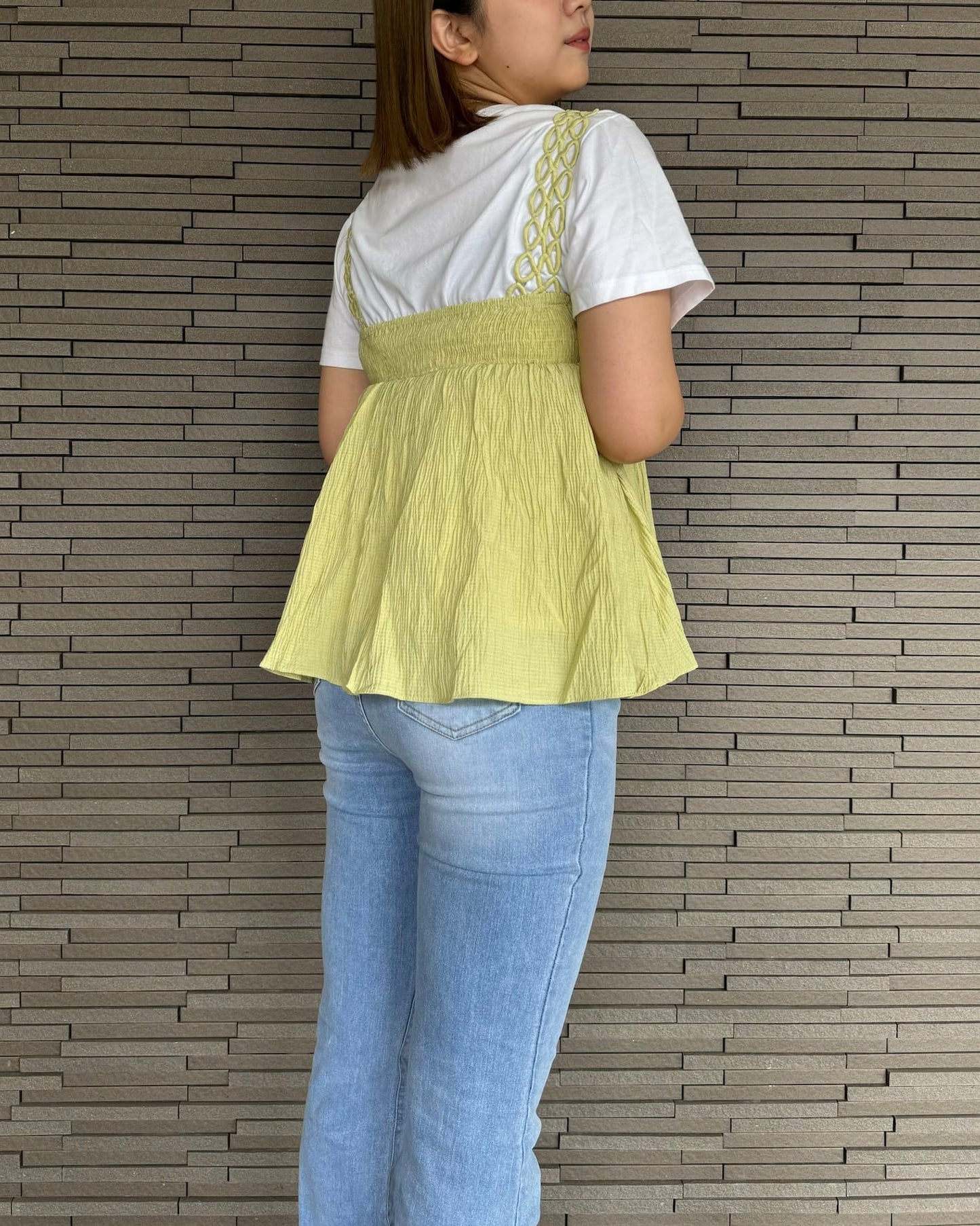 【肩紐デザイン】ギャザートップス