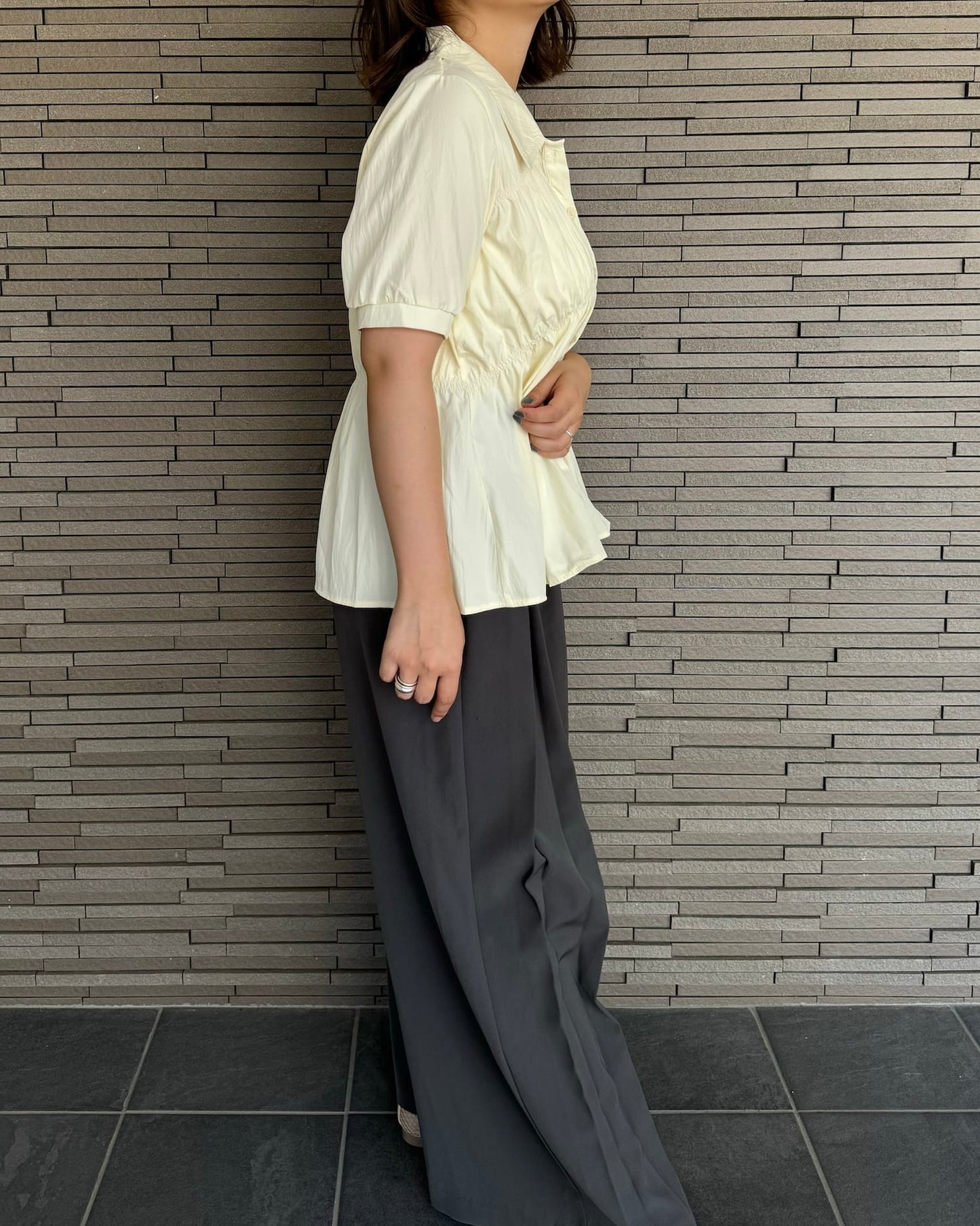 襟付き変形ブラウス