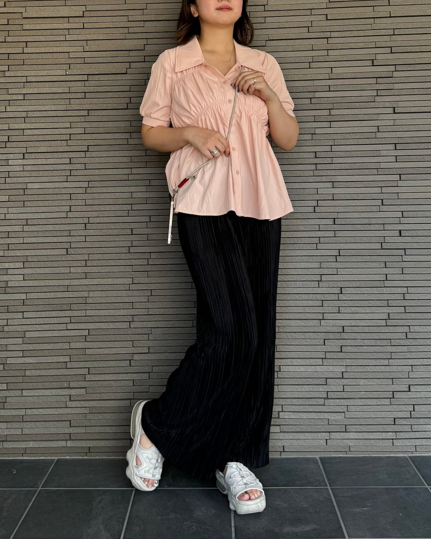 襟付き変形ブラウス