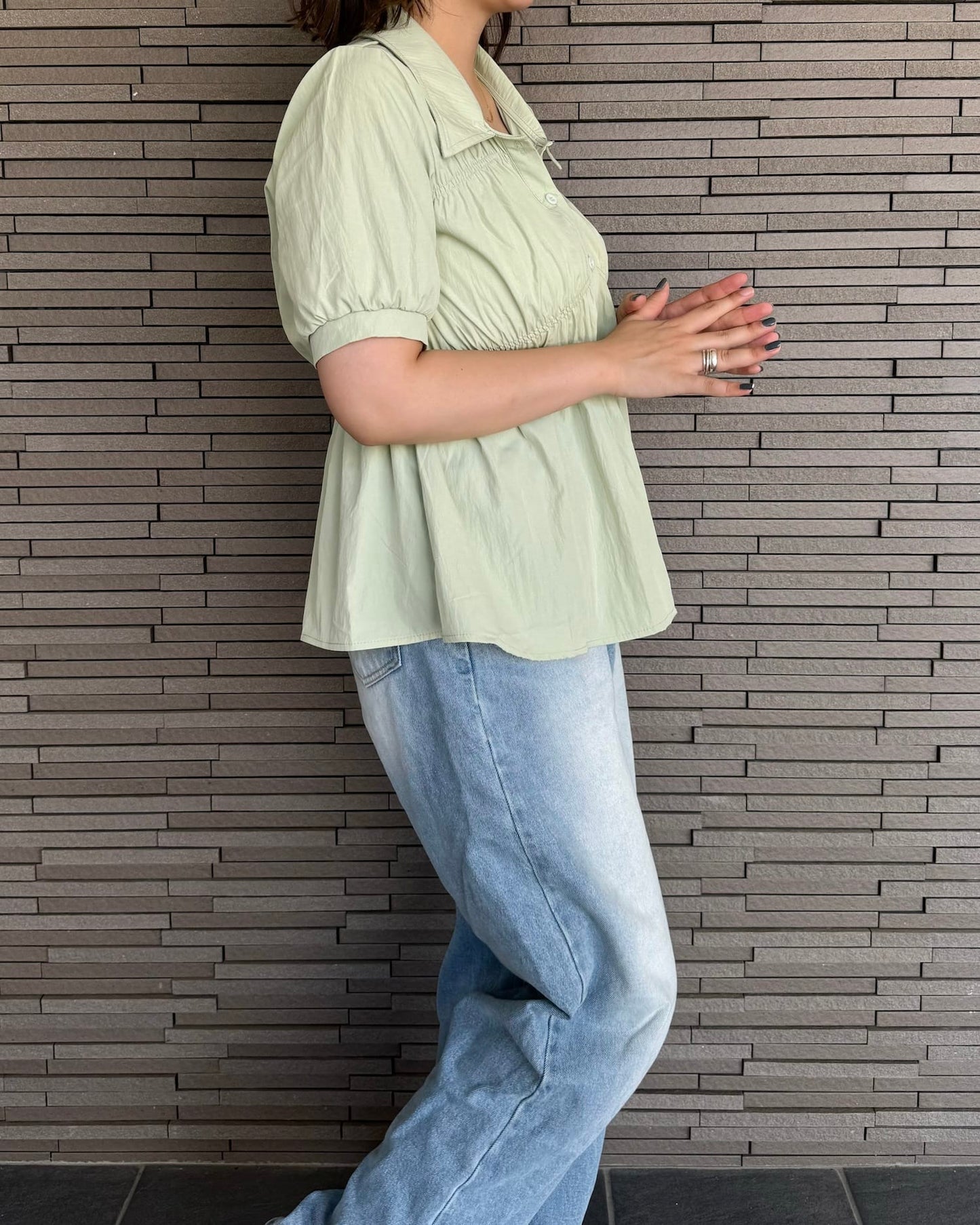 襟付き変形ブラウス