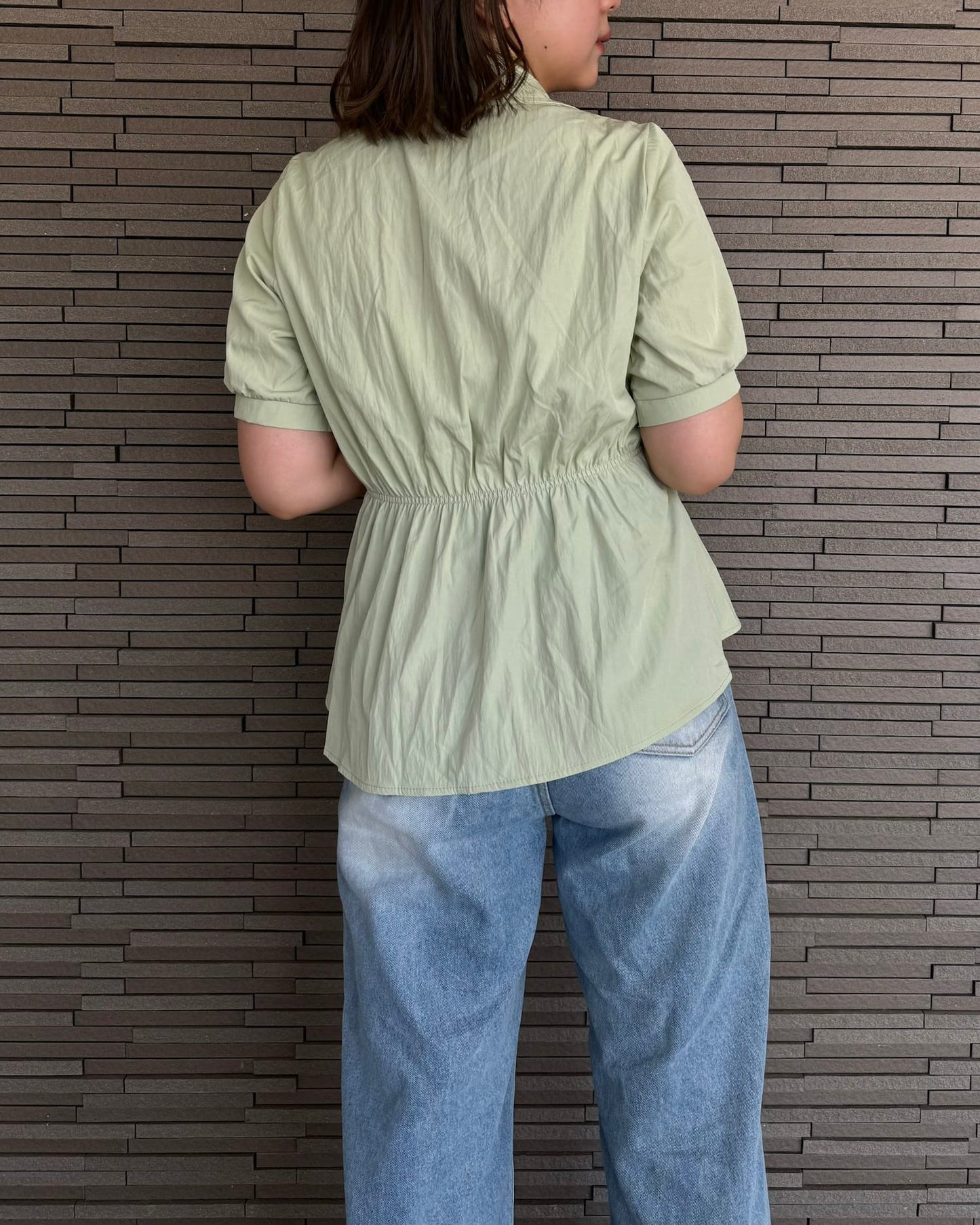 襟付き変形ブラウス