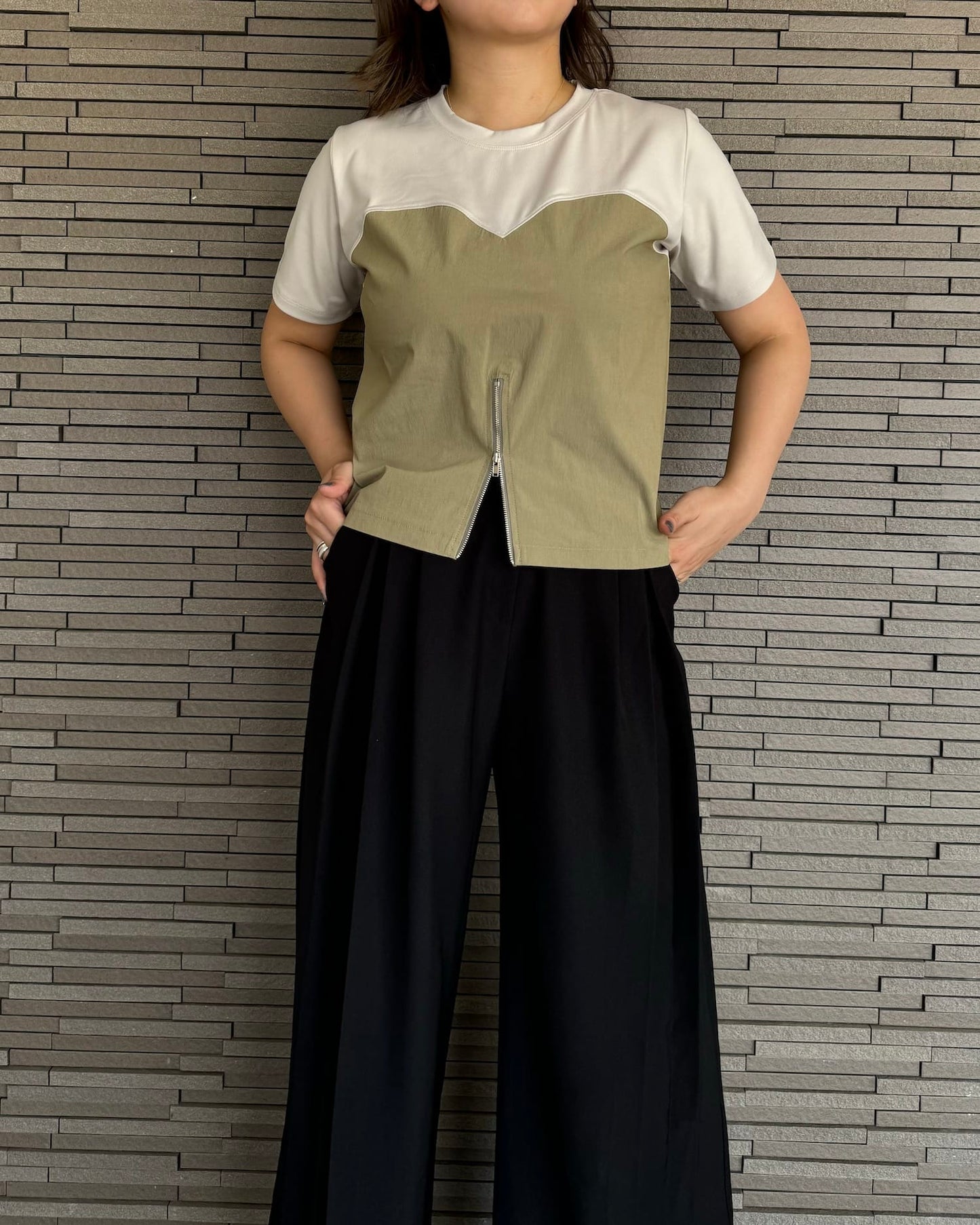 センタージップ異素材バイカラーTシャツ