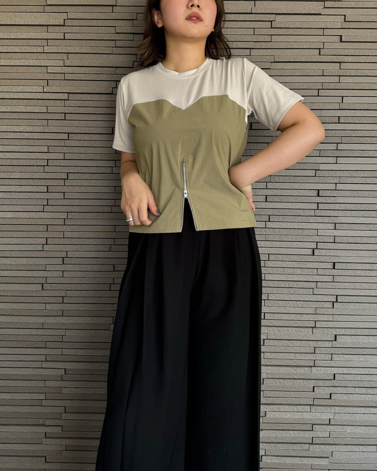 センタージップ異素材バイカラーTシャツ