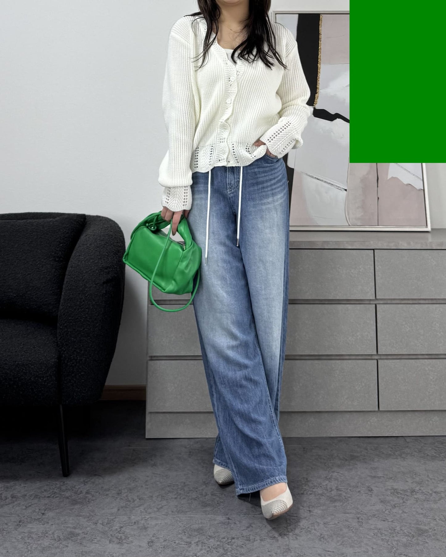 ショルダーつきスクエアハンドバック