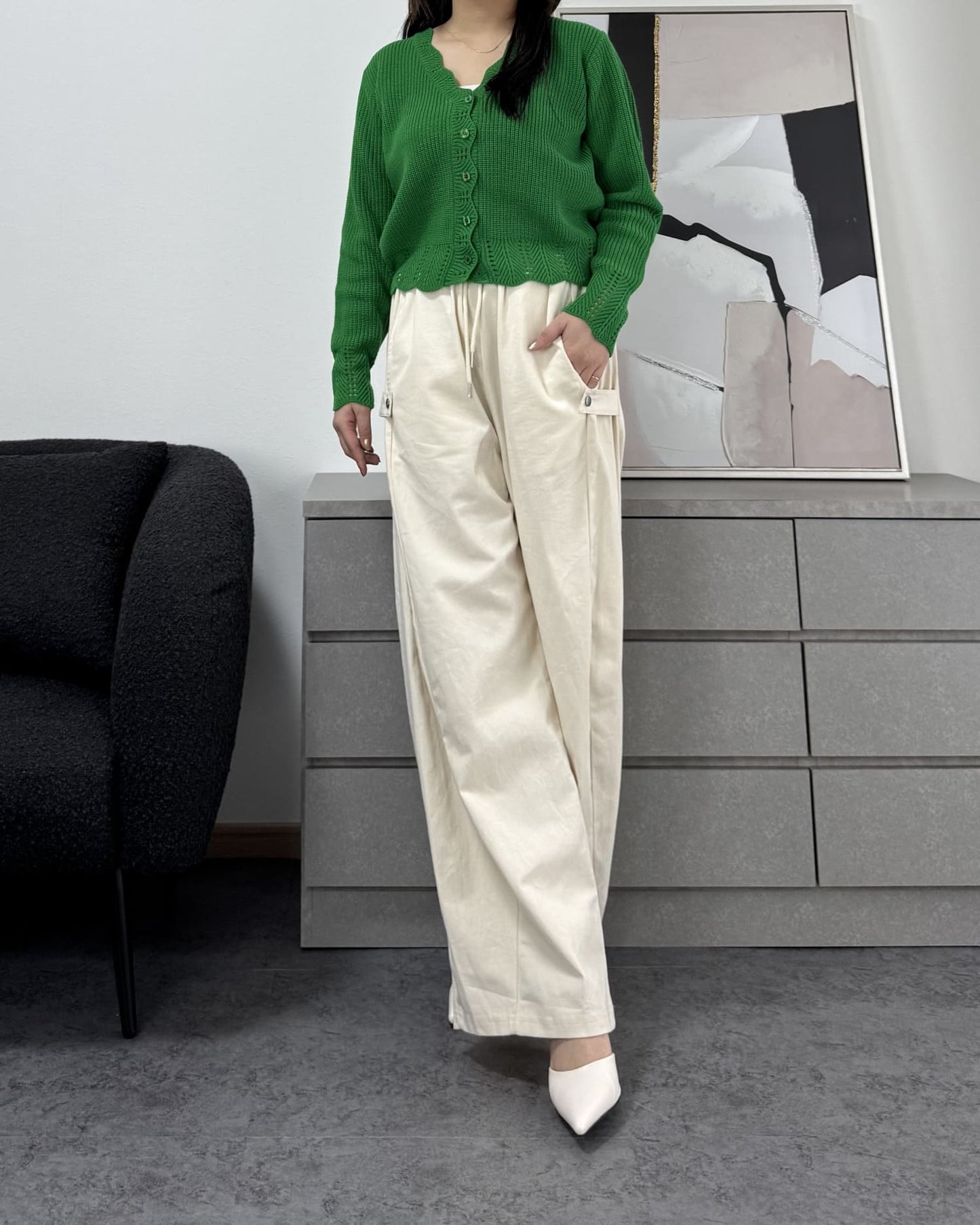 ポインテッドトゥストラップヒールミュール