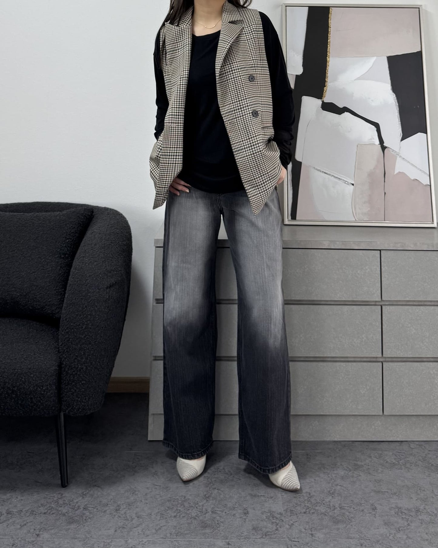 ブラックウォッシュドワイドデニム