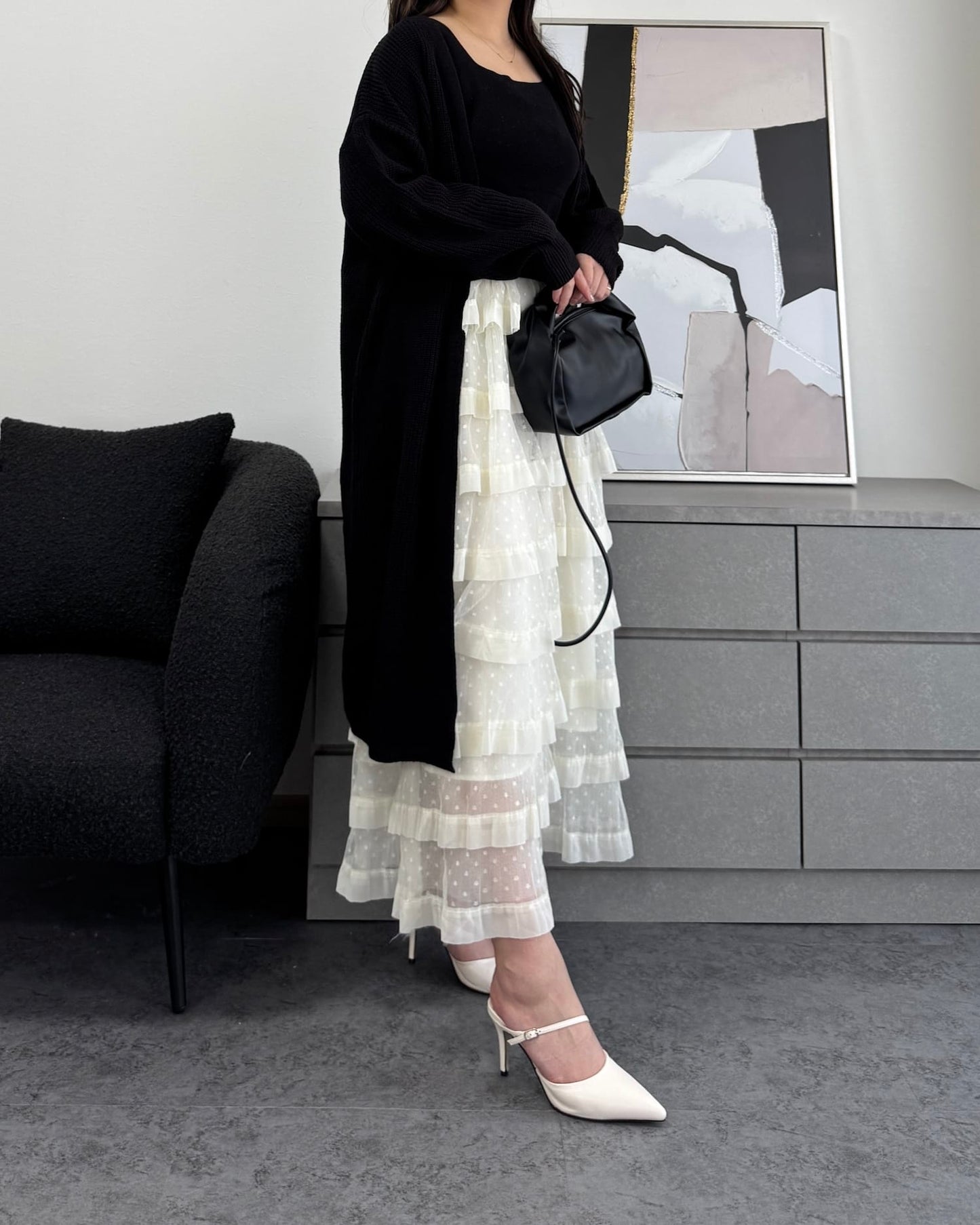 ポインテッドトゥストラップヒールミュール