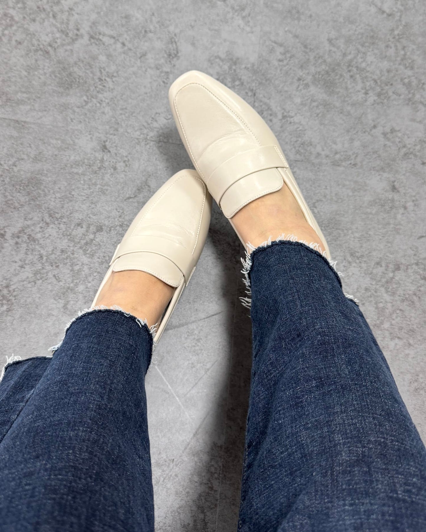 ふわふわクッションスクエアローファー