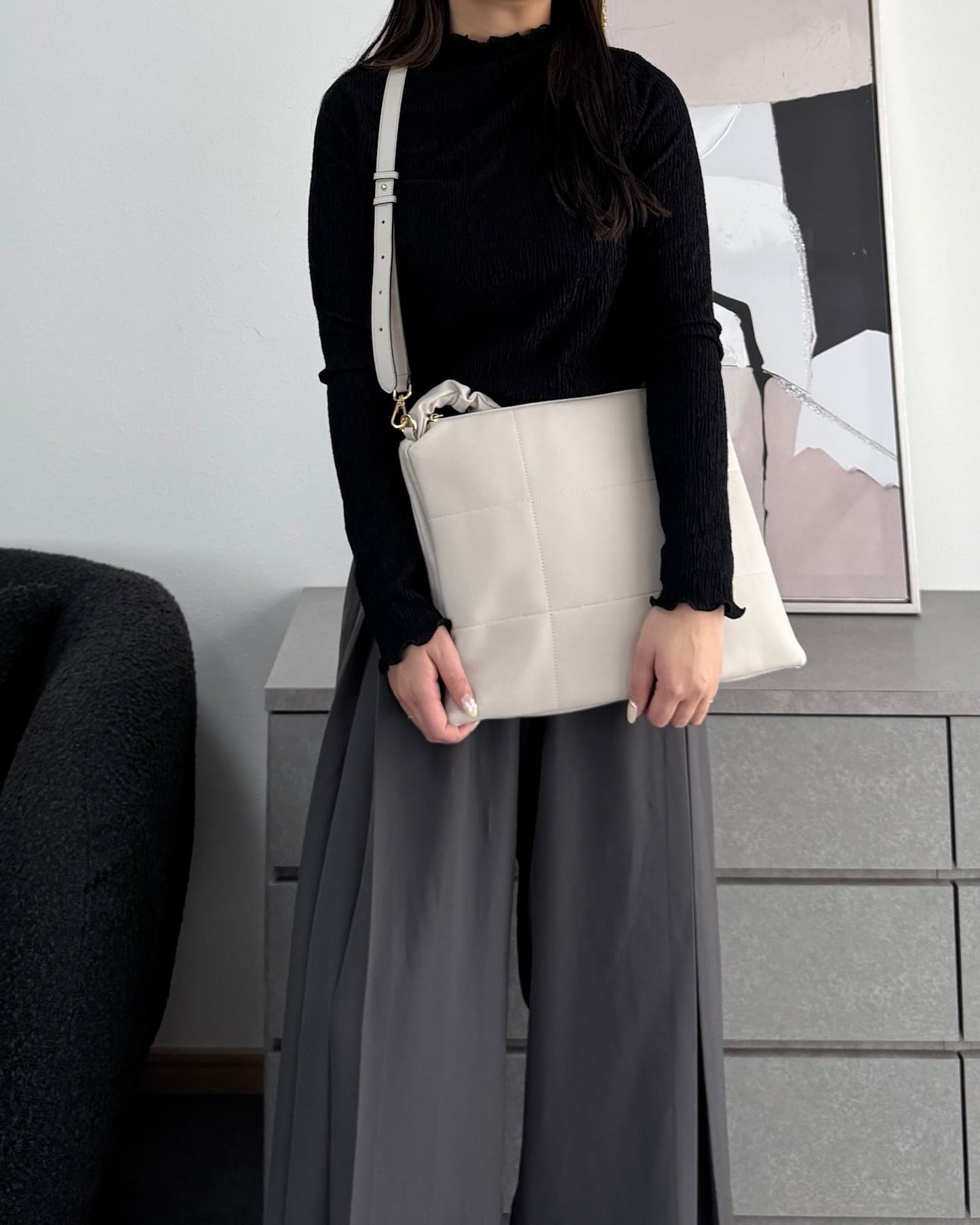 シャーリングショルダービッグクラッチバッグ