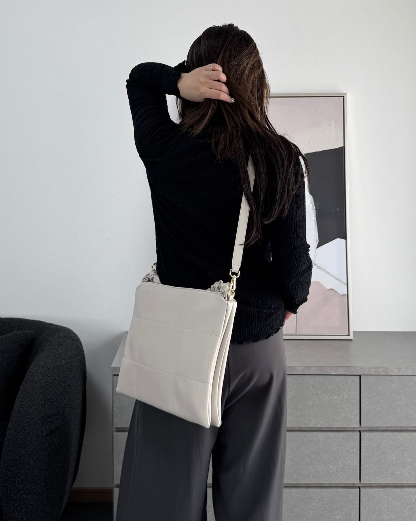 シャーリングショルダービッグクラッチバッグ