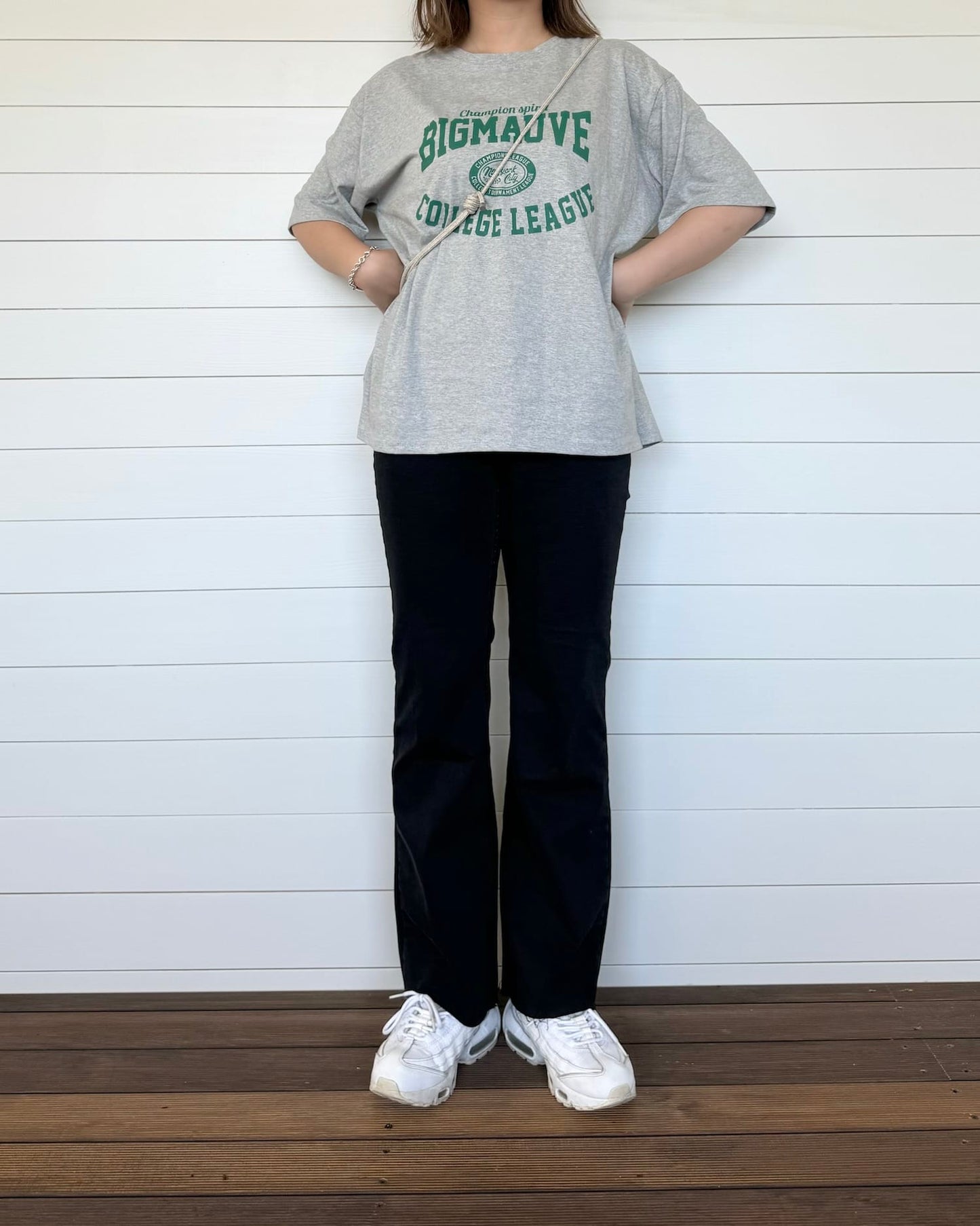 ストレッチブラックセミフレアデニム