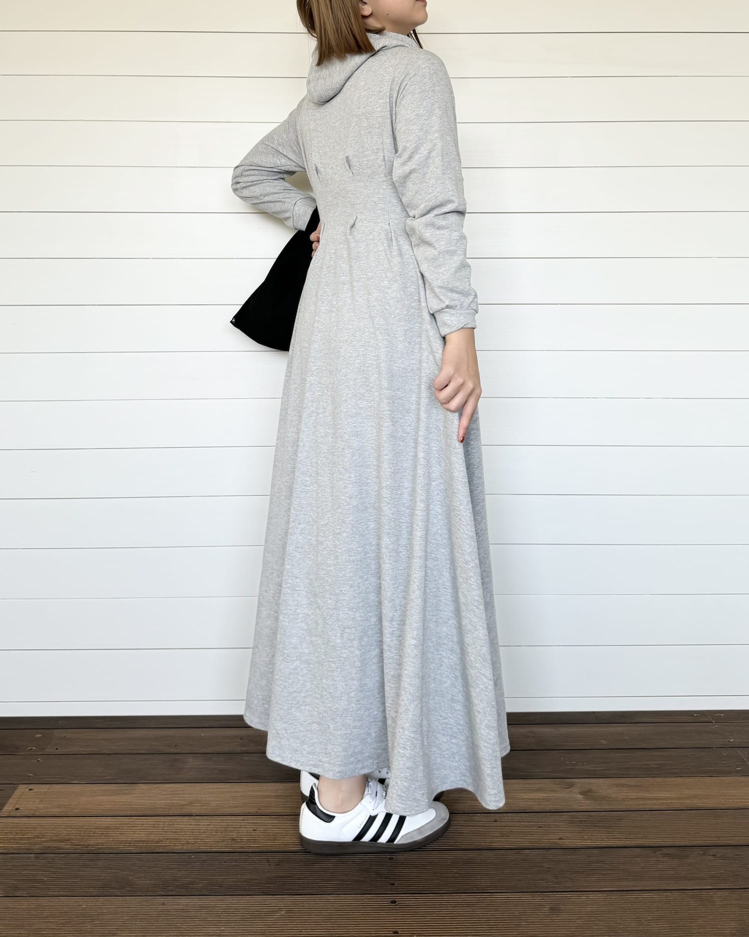 美シルエットパーカーワンピ