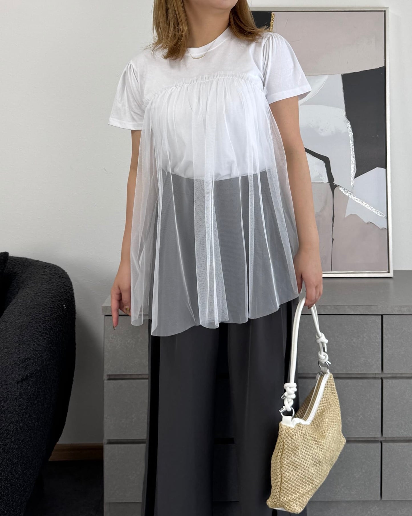 チュール付きTシャツ