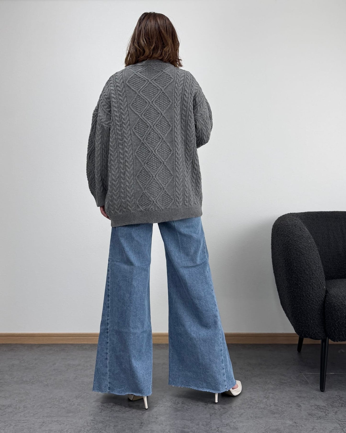 サイド切り替えカットオフワイドフレアデニム