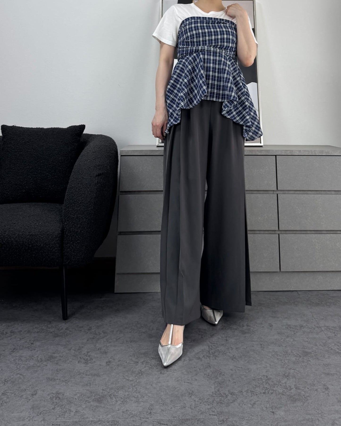 透かしポインテッドトゥストラップミュール