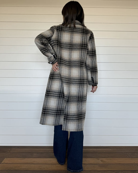 チェックロングウールコート