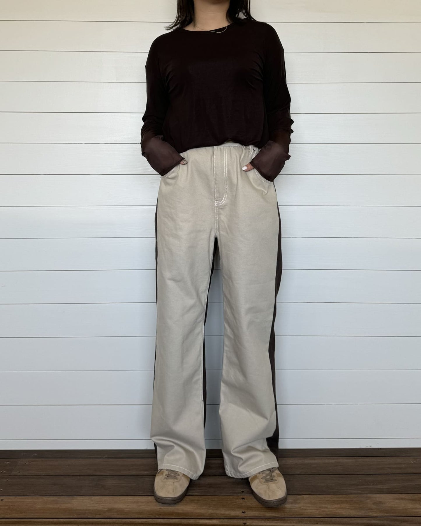 袖シアーカットソー