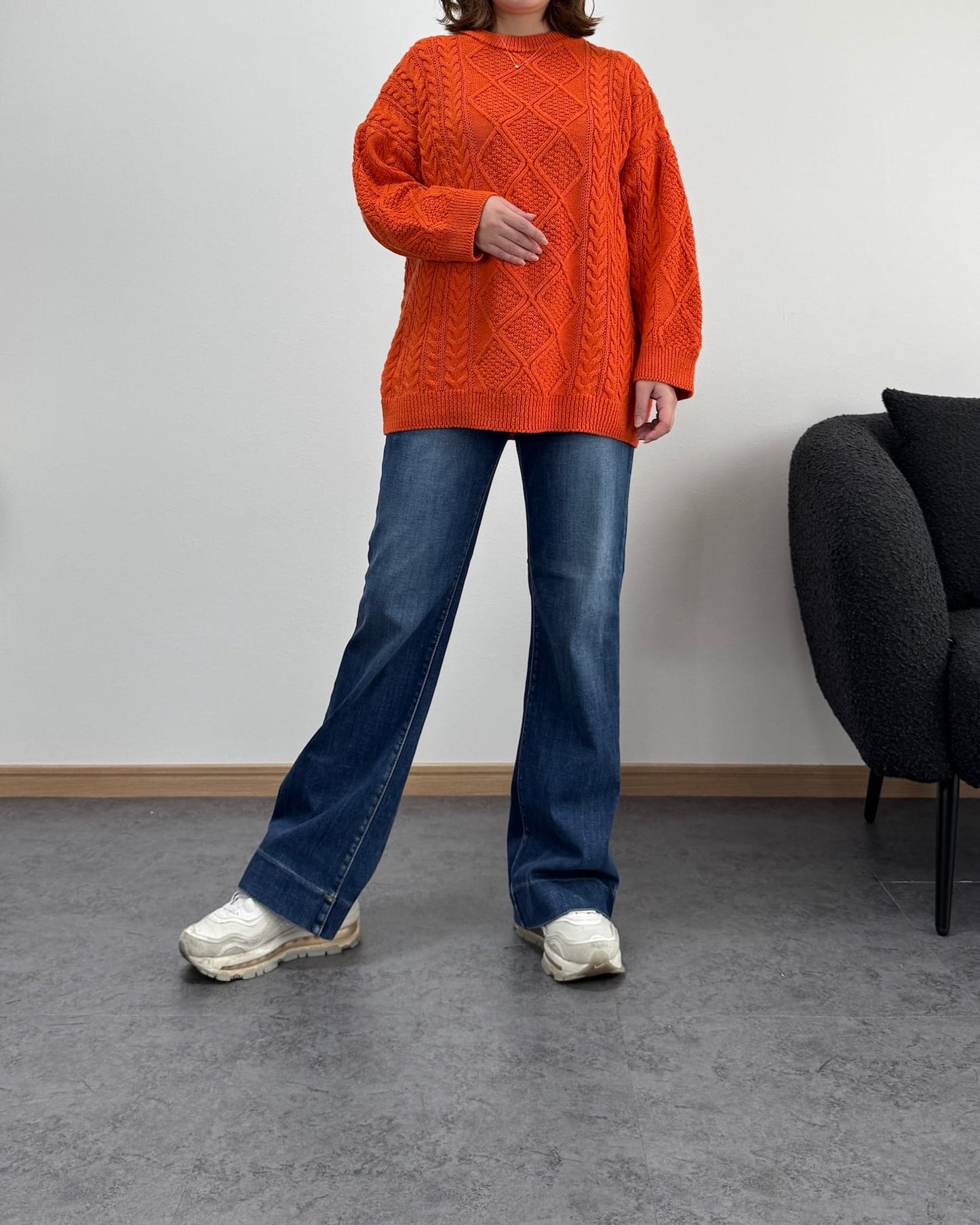 ケーブルオーバーニット