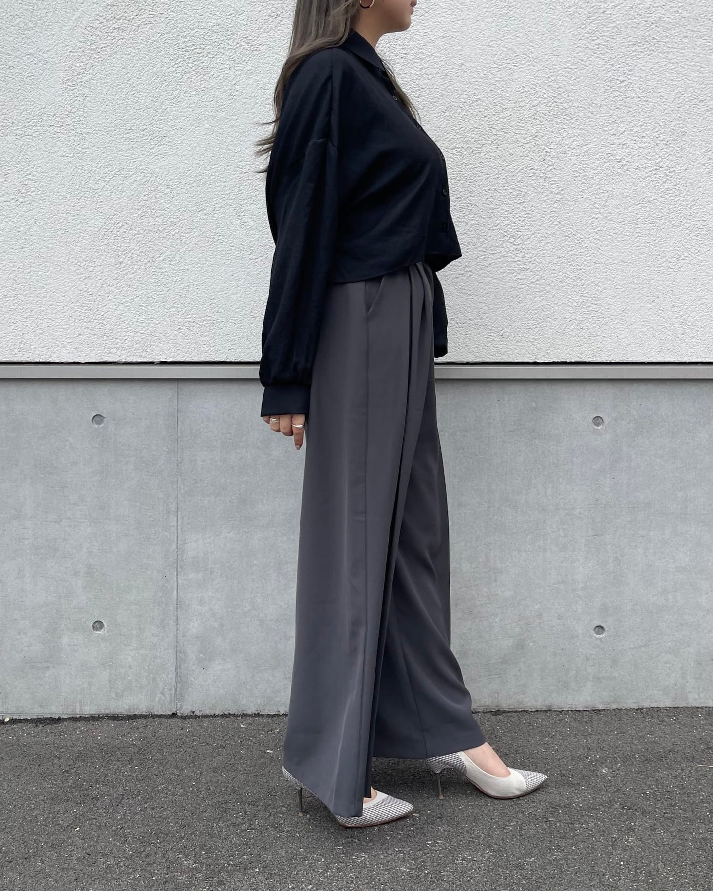 バックオープンクロップドシャツ