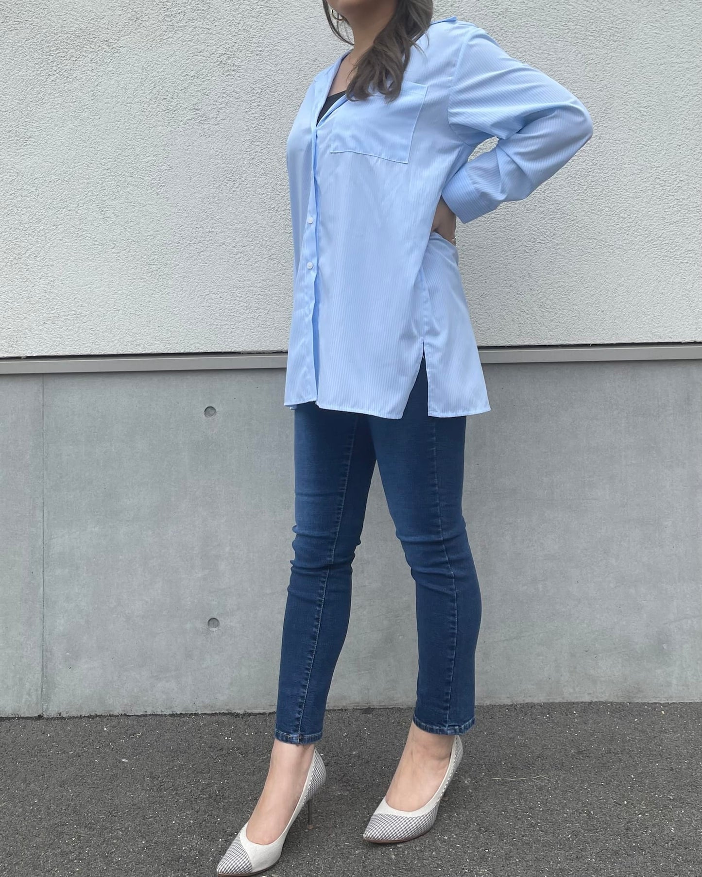 バックドロストシャツ