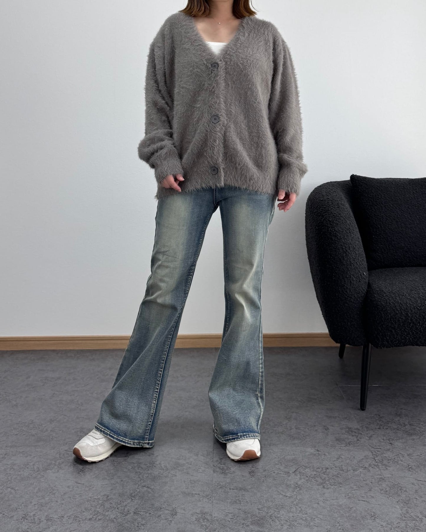 Vネックファーカーディガン