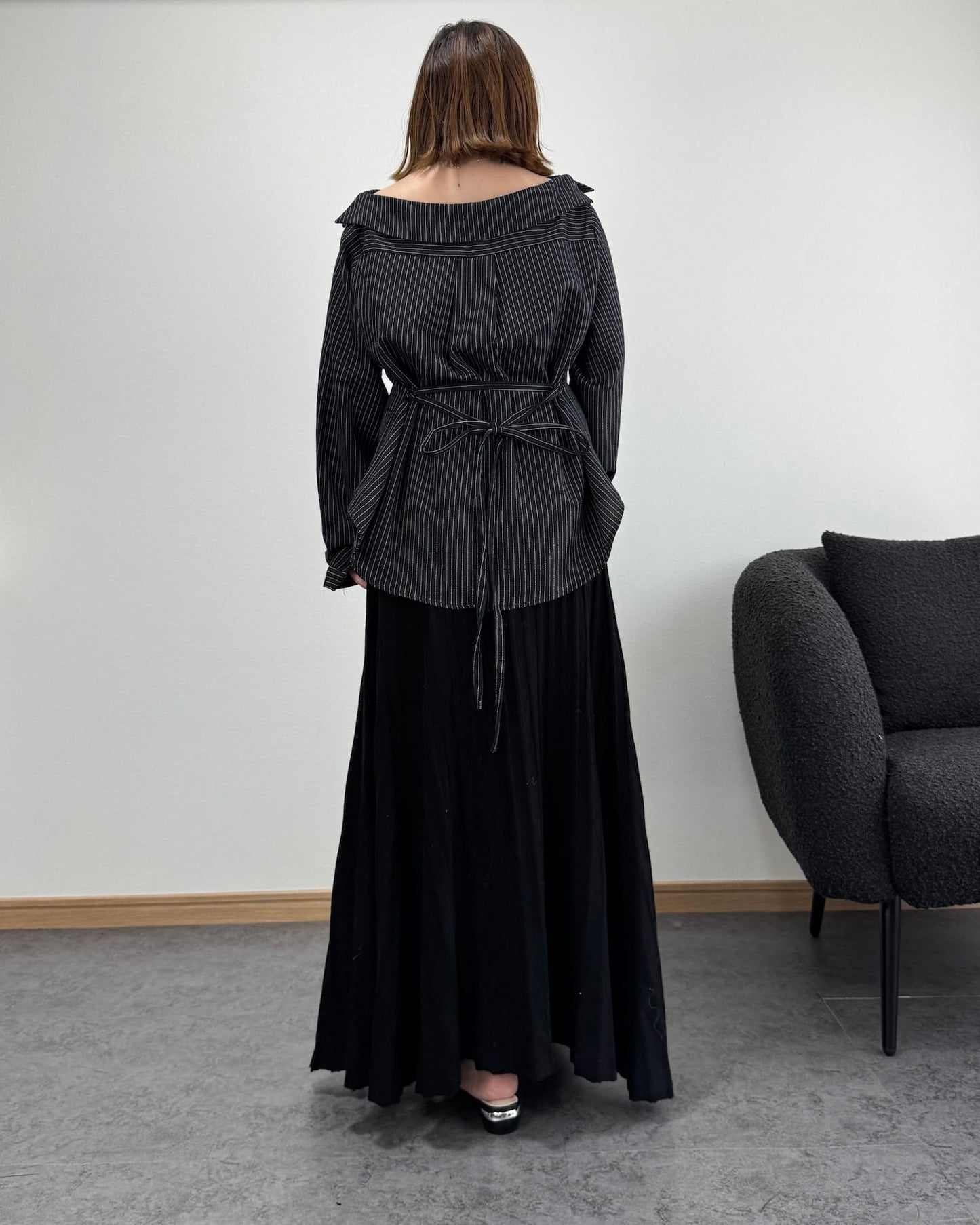 セミオフショルピンストライプトップス【3way】