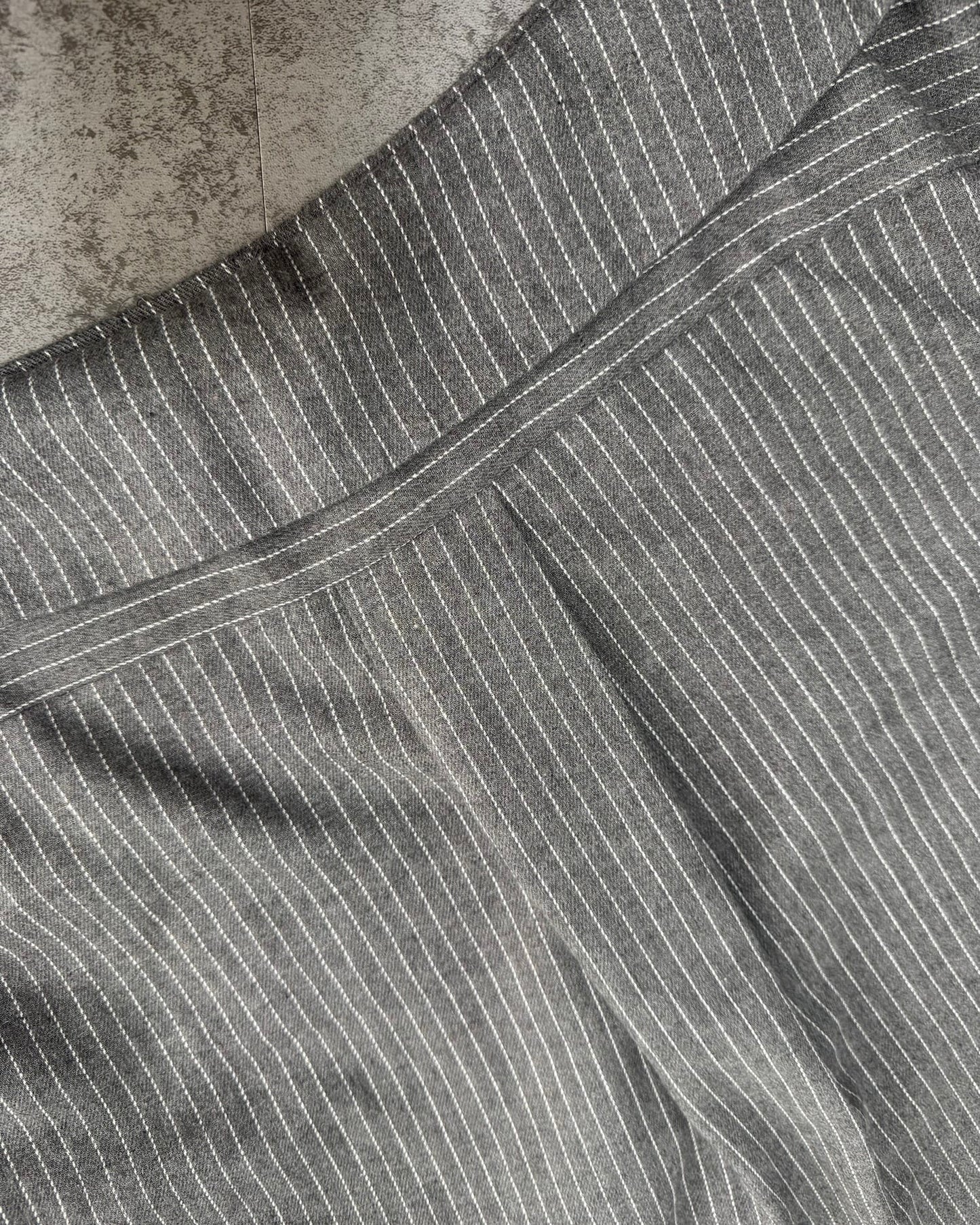 セミオフショルピンストライプトップス【3way】