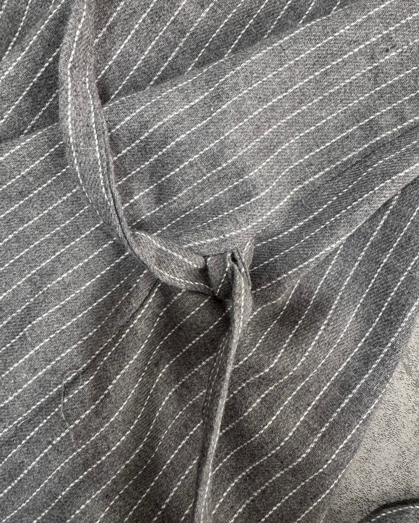 セミオフショルピンストライプトップス【3way】