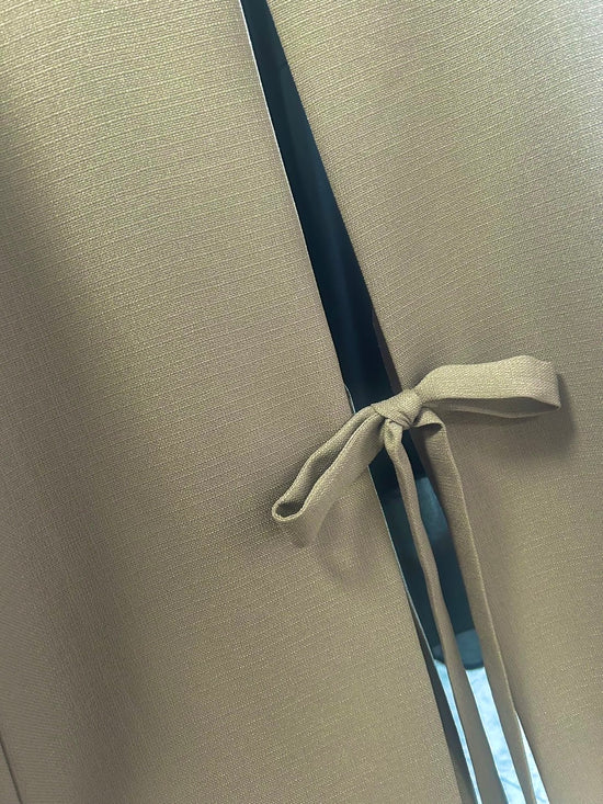 バックスリットリボンジャケット
