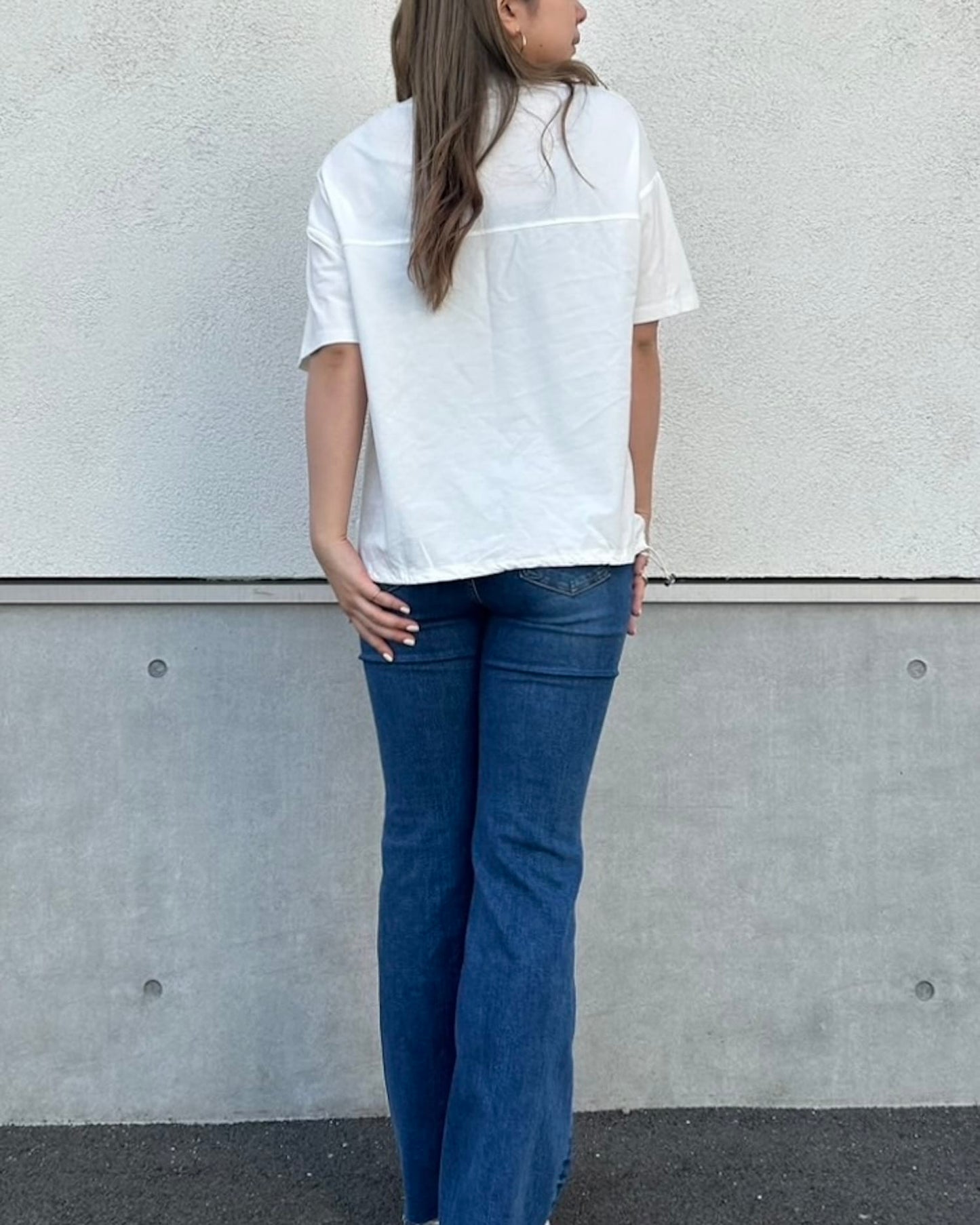 裾ドロストデザインTシャツ