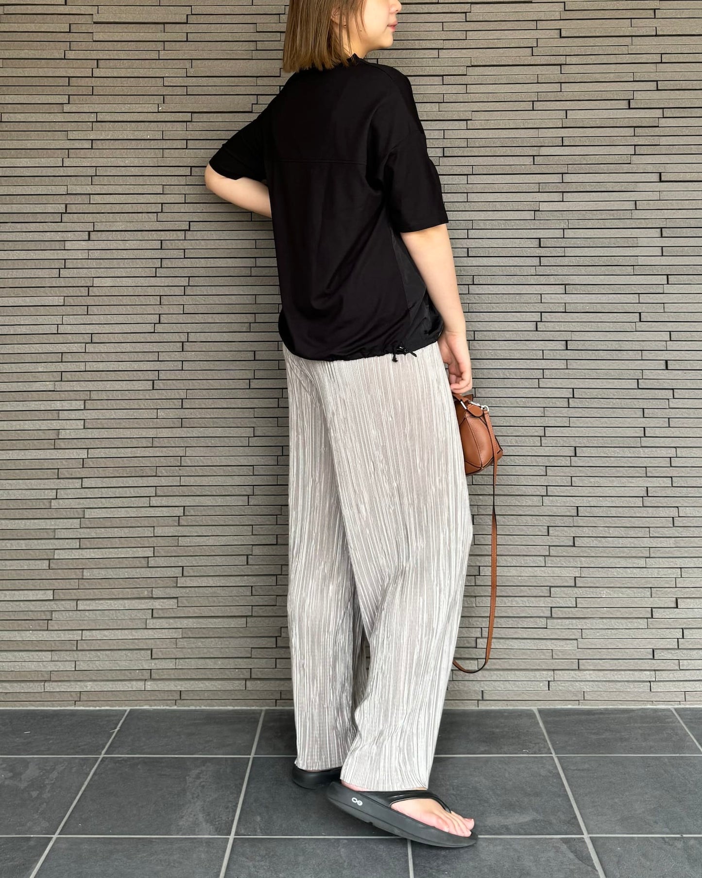 サマープリーツパンツ