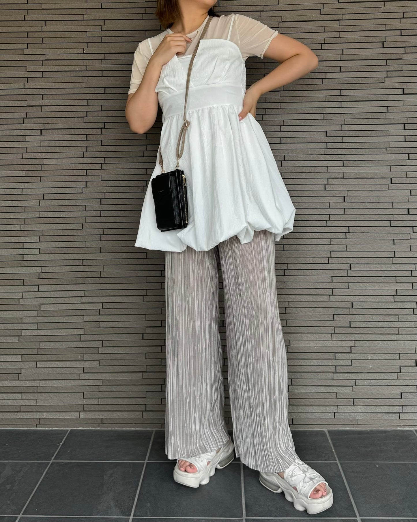 サマープリーツパンツ