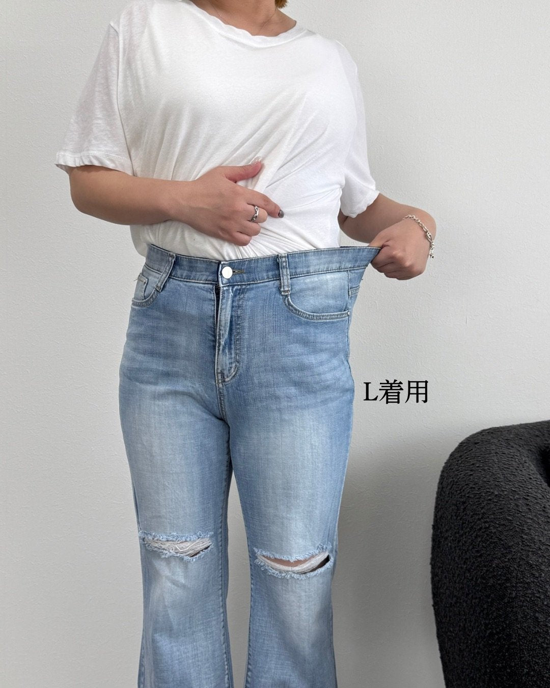 くすみカラーダメージフレアワイドデニム