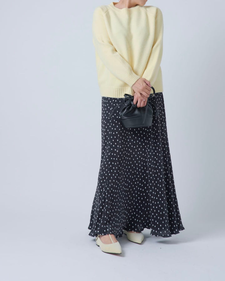 シンプルカラーニットプルオーバー