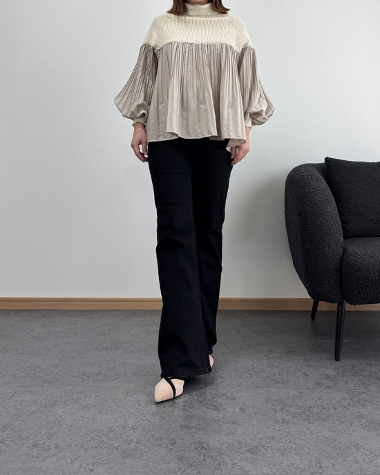 プリーツ切り替えタートルトップス【O.W-beside-】