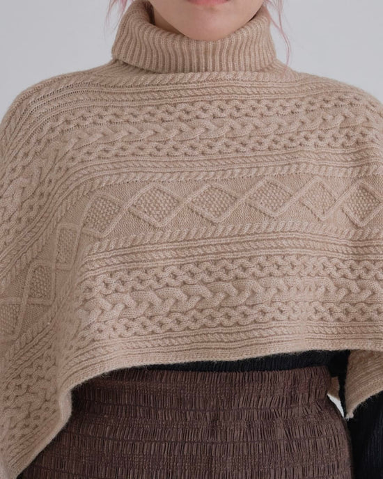 タートルショートポンチョ