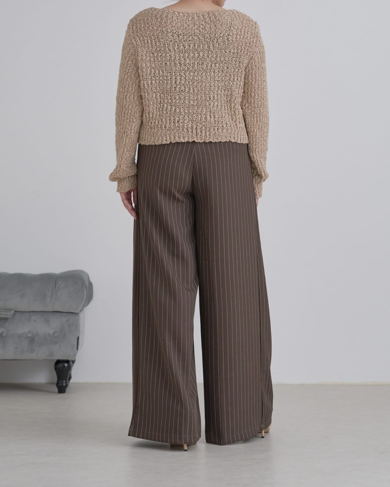 ピンストライプタックワイドパンツ