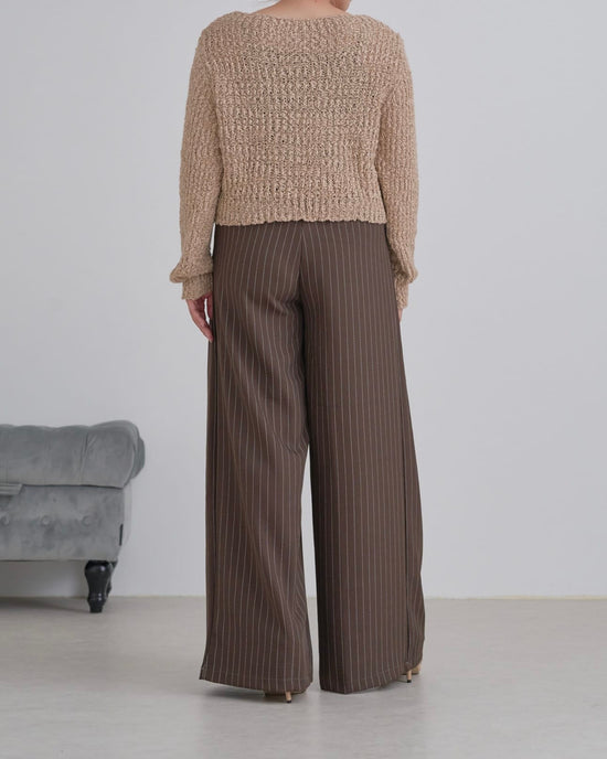 ピンストライプタックワイドパンツ