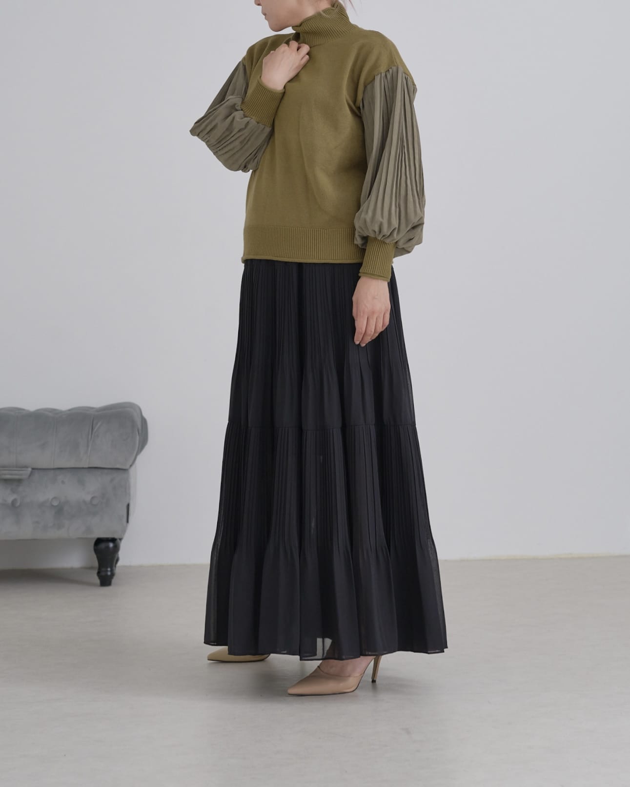 袖プリーツタートルニット