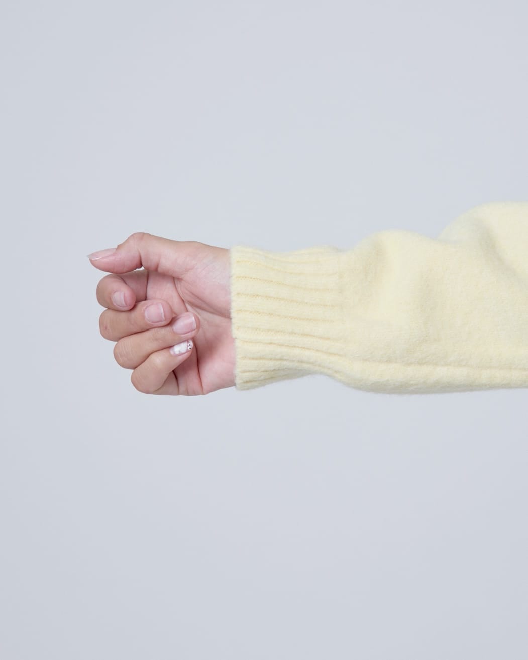 シンプルカラーニットプルオーバー