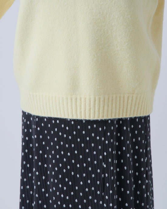 シンプルカラーニットプルオーバー