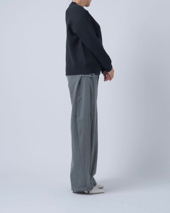 シンプルカラーニットプルオーバー